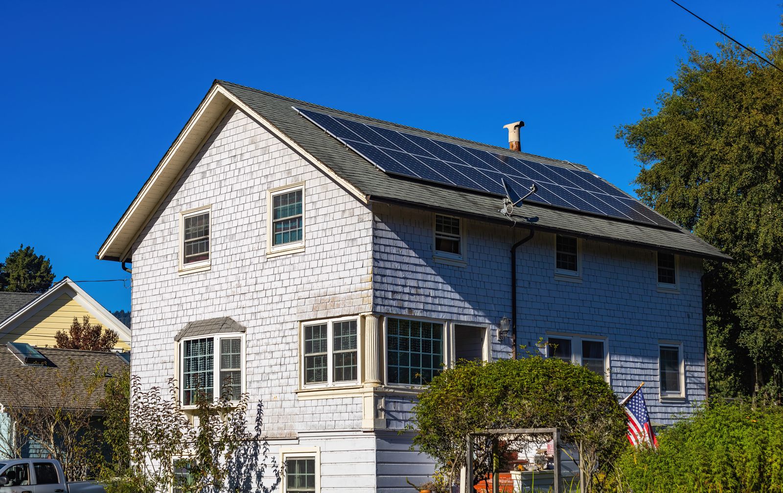 24-panel solar rinse, Davis